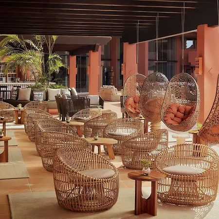 Готель Tivoli La Caleta 5*