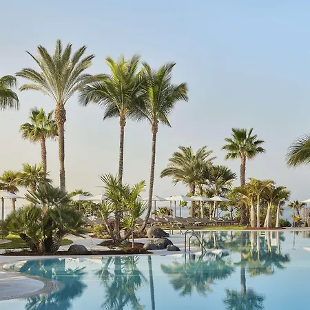 Готель Tivoli La Caleta