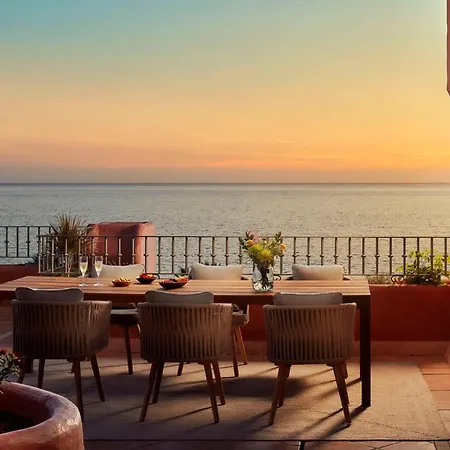 Tivoli La Caleta 阿德耶