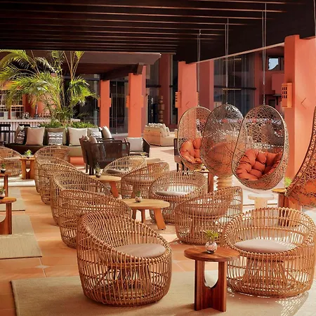 Hotel Tivoli La Caleta