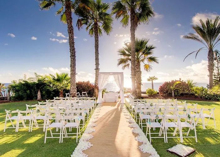 Tivoli La Caleta 阿德耶